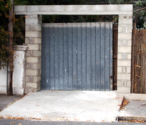 Illegal_driveway